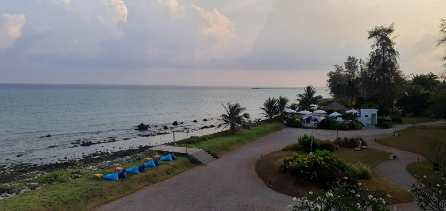 The Beach Resort & Residence - Sha Plus Pathiu Luaran gambar