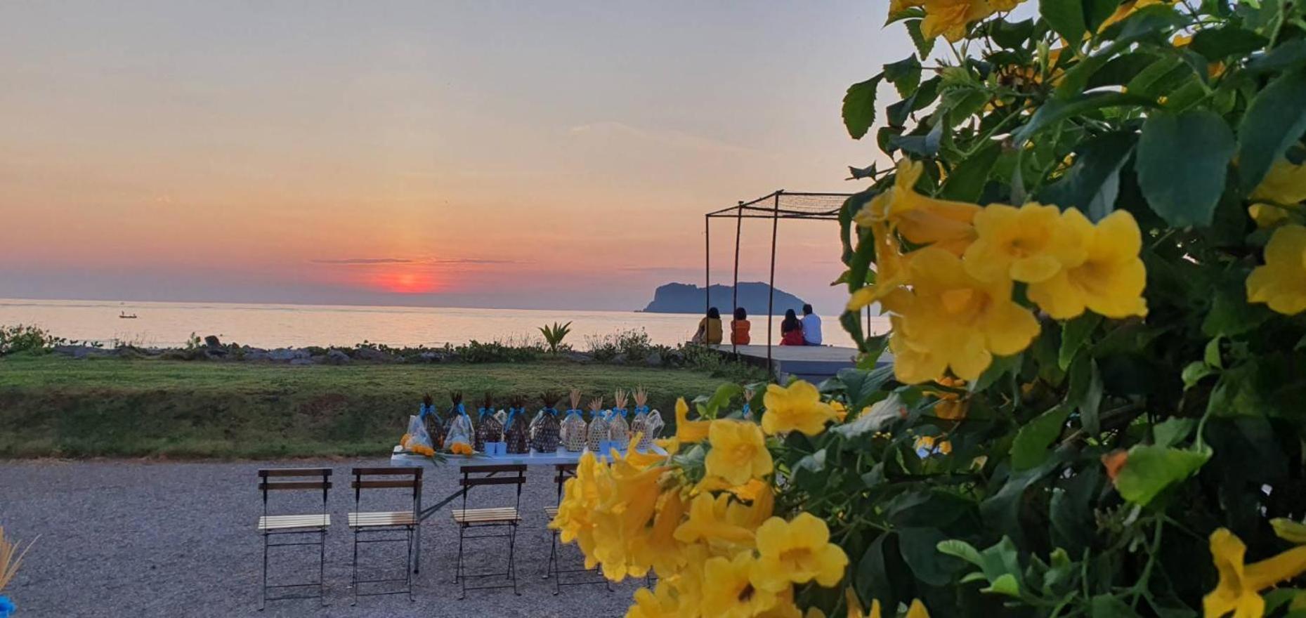 The Beach Resort & Residence - Sha Plus Pathiu Luaran gambar
