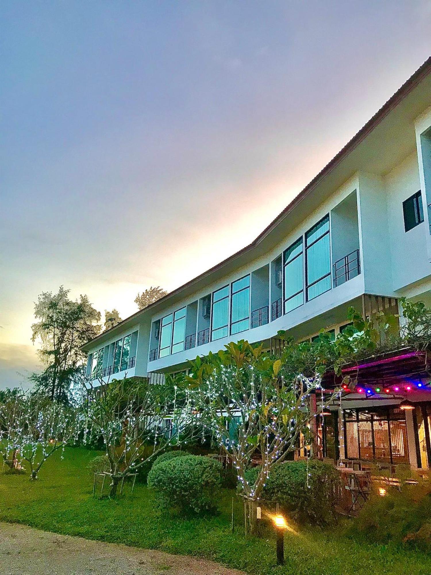 The Beach Resort & Residence - Sha Plus Pathiu Luaran gambar